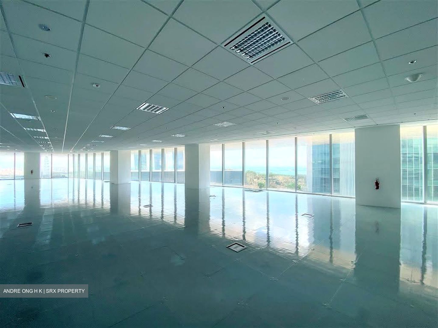 Ocean Financial Centre (D1), Office #638101361